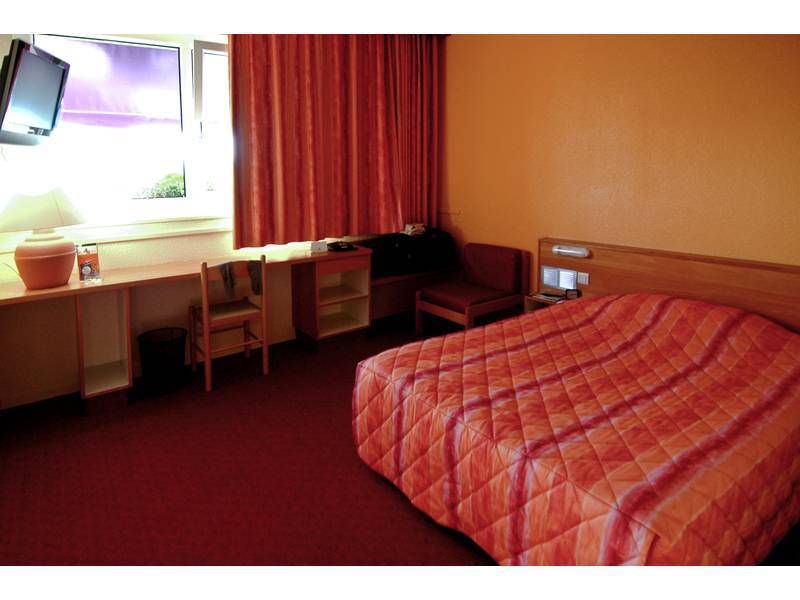 Logis Hotel Atrium Epinal Golbey Chavelot Bagian luar foto