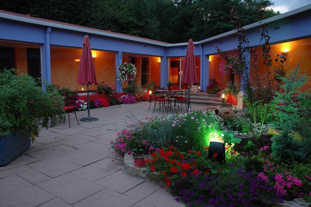 Logis Hotel Atrium Epinal Golbey Chavelot Bagian luar foto