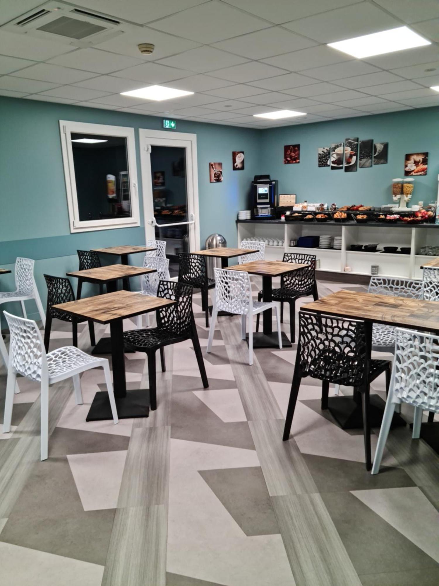 Logis Hotel Atrium Epinal Golbey Chavelot Bagian luar foto