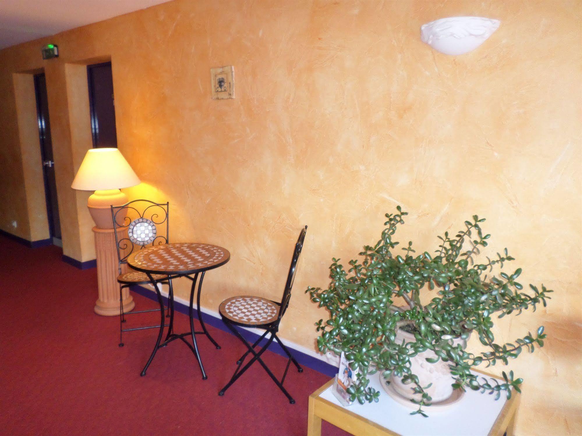Logis Hotel Atrium Epinal Golbey Chavelot Bagian luar foto