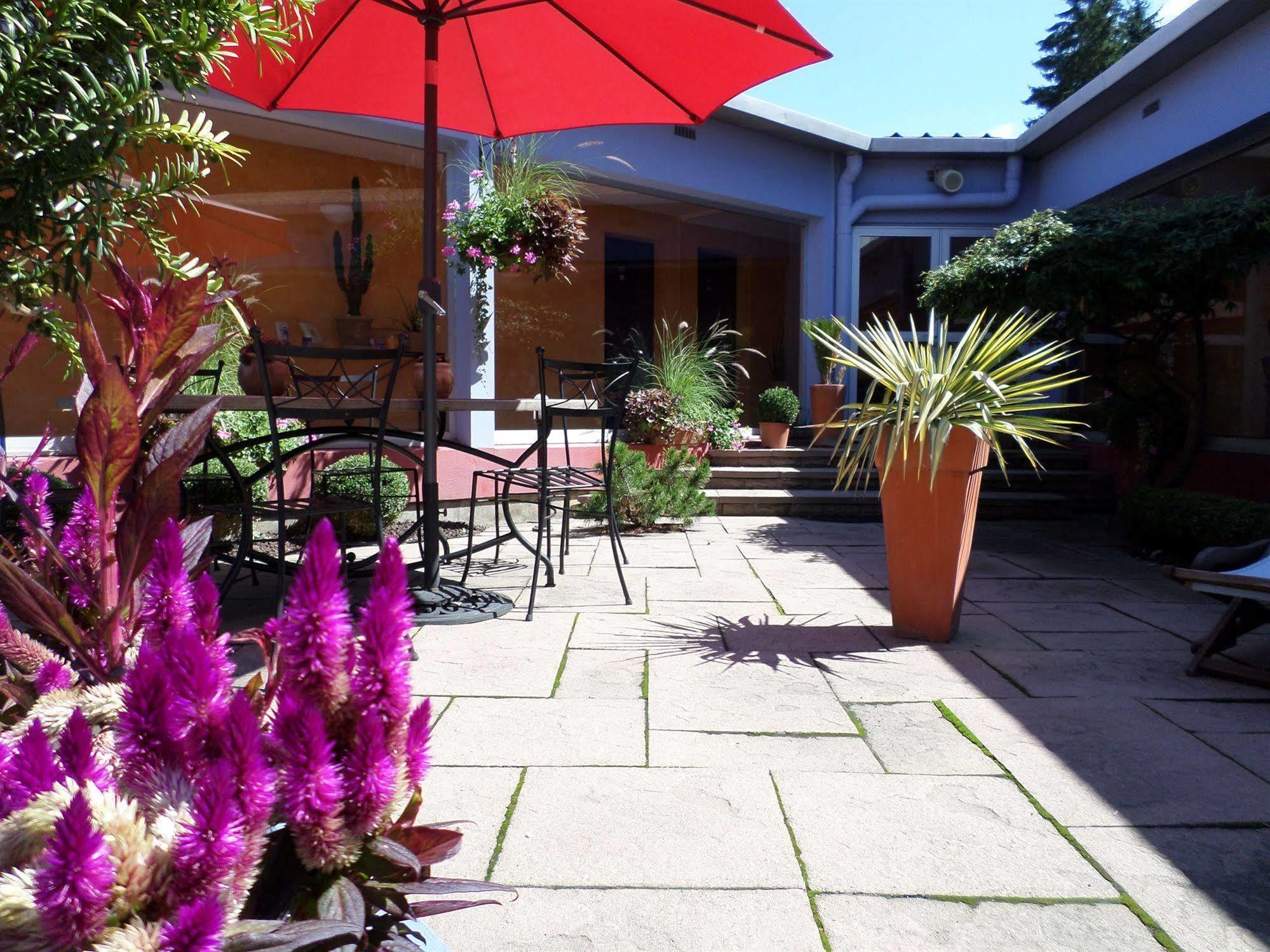Logis Hotel Atrium Epinal Golbey Chavelot Bagian luar foto