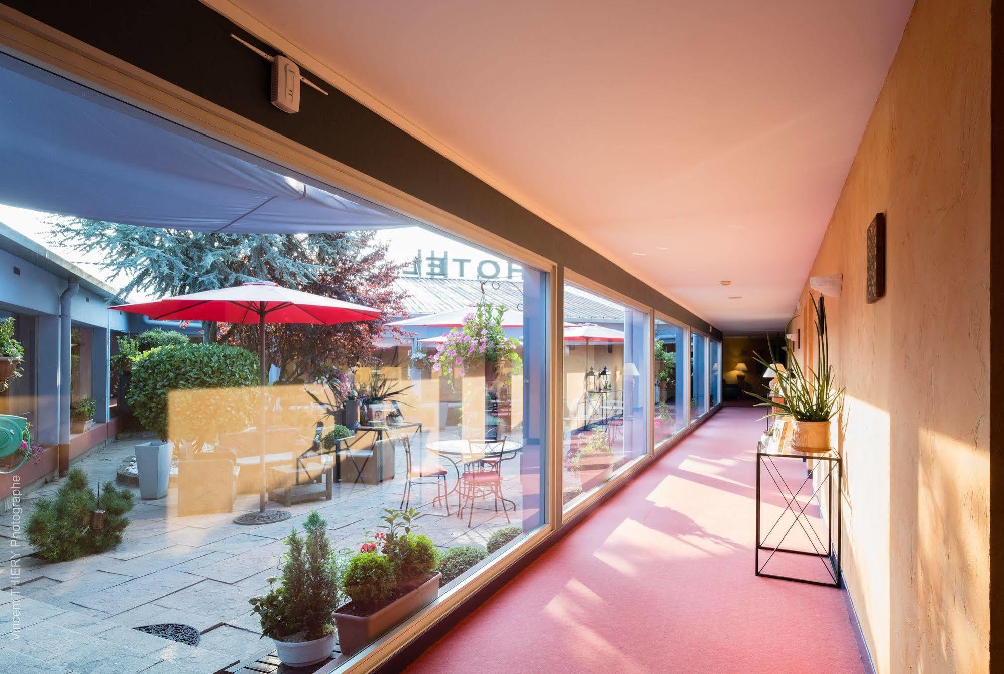 Logis Hotel Atrium Epinal Golbey Chavelot Bagian luar foto