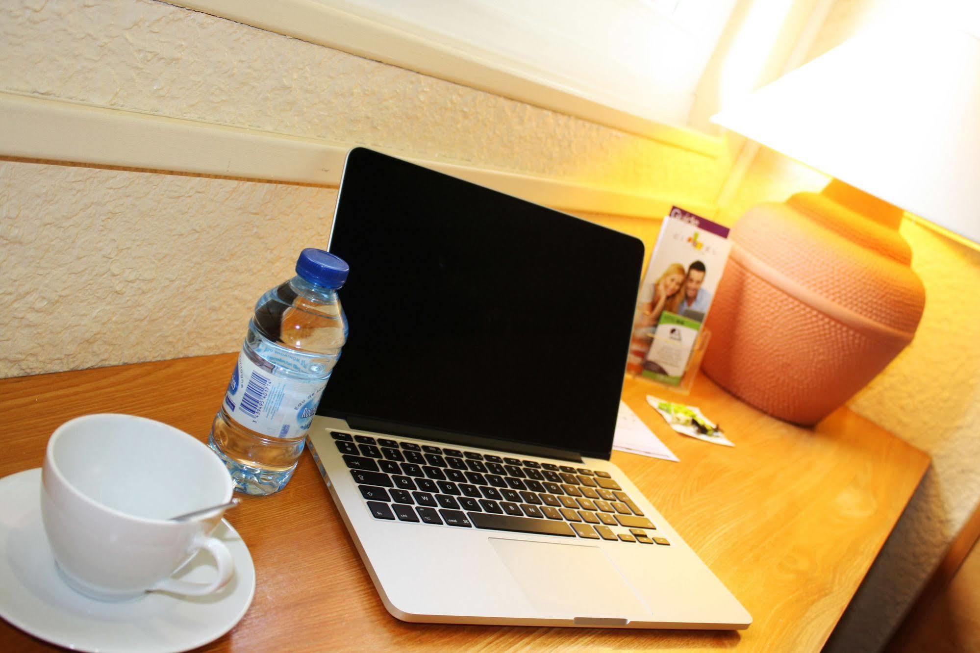 Logis Hotel Atrium Epinal Golbey Chavelot Bagian luar foto