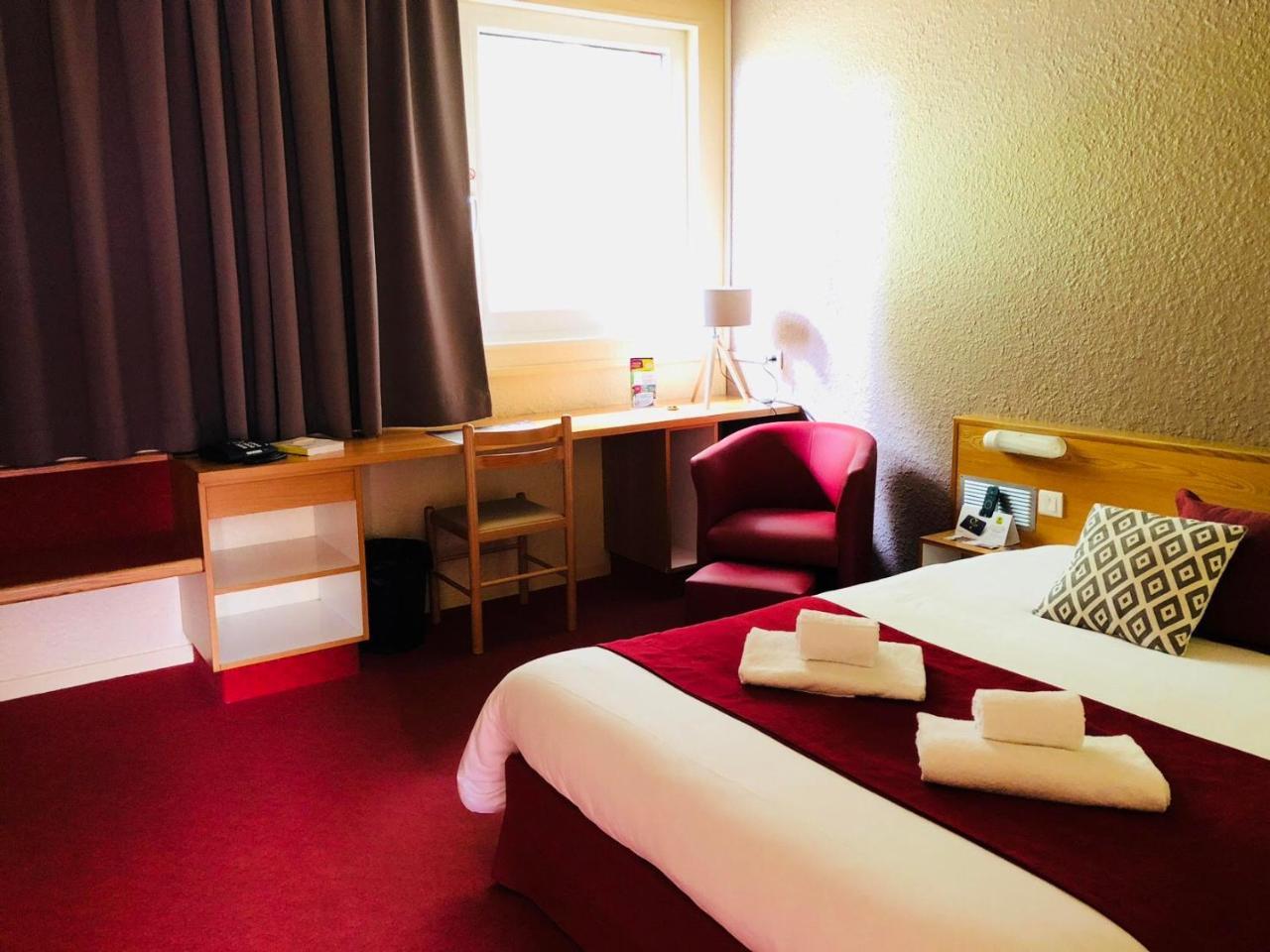 Logis Hotel Atrium Epinal Golbey Chavelot Bagian luar foto